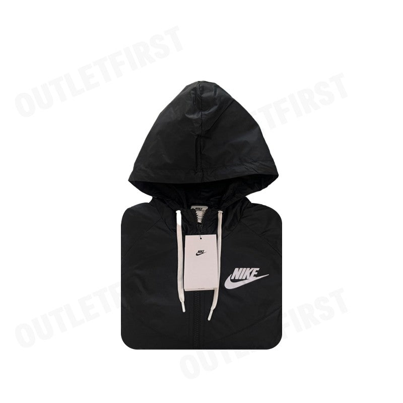 NIKE รุ่น WINDRUNNER WOMEN'S JACKET CODE: AR3093 011 เสื้อแจ็คเก็ตแขนยาว เสื้อแจ็คเก็ตผู้หญิง เสื้อแจ็คเก็ตมีฮู้ด