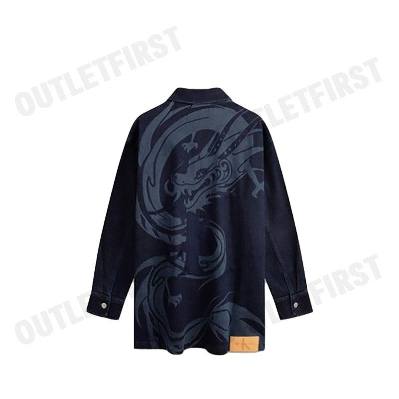 CALVIN KLEIN JEANS รุ่น MEN'S YEAR OF THE DRAGON DENIM OVERSHIRT CODE J324908 1A4 00 เสื้อเชิ้ต เสื้อเชิ้ตยีนส์แขนยาว