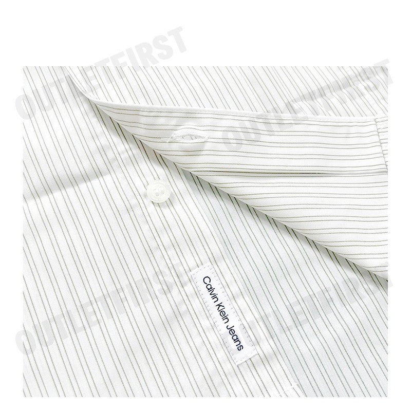 CALVIN KLEIN JEANS รุ่น MEN'S PANELLED WHITE CODE: J325367 YAF เสื้อเชิ้ตแขนยาว เสื้อเชิ้ตผู้ชาย เสื้อเชิ้ตคอปก
