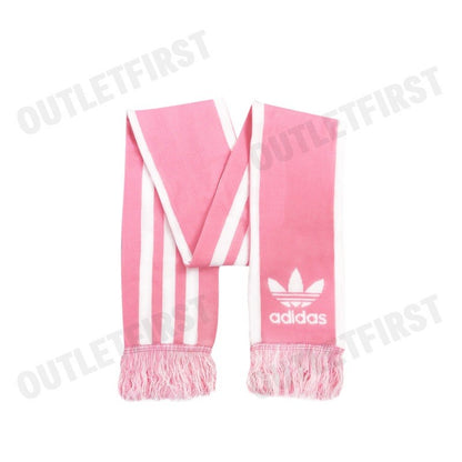 ADIDAS รุ่น ADICOLOR FOOTBALL CHEERING SCARF CODE: IY4644 ผ้าพันคอ ผ้าคลุมไหล่ ผ้าพันคอปลายริ้ว