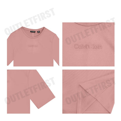 CALVIN KLEIN SPORT รุ่น ESSENTIALS SPORT SEMI-FITTED TEE CODE: 4WS4K238 630 เสื้อครอป เสื้อยืดผู้หญิง เสื้อแขนสั้น