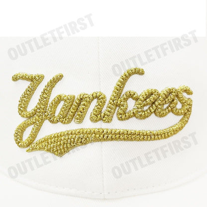 MLB รุ่น NEW YEAR SNAKE STRUCTURED BALL CAP MODEL CODE: 3ACPQ015N 50CRM หมวกแก็ป หมวกเบสบอล หมวกสีครีม