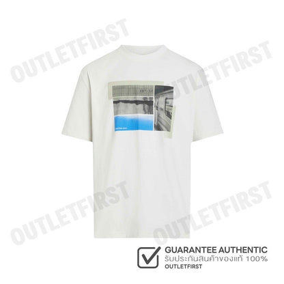 CALVIN KLEIN JEANS รุ่น PHOTOGRAPHIC PRINT LOOSE T-SHIRT CODE: J326861 YBI เสื้อยืดคอกลม เสื้อผู้ชาย เสื้อแขนสั้น