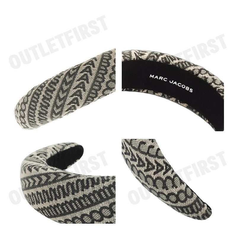 MARC JACOBS รุ่น THE MONOGRAM HEADBAND CODE: J501M03FA22F-299 ที่คาดผม ที่คาดผมจาคอป ที่คาดผมโมโนแกรม