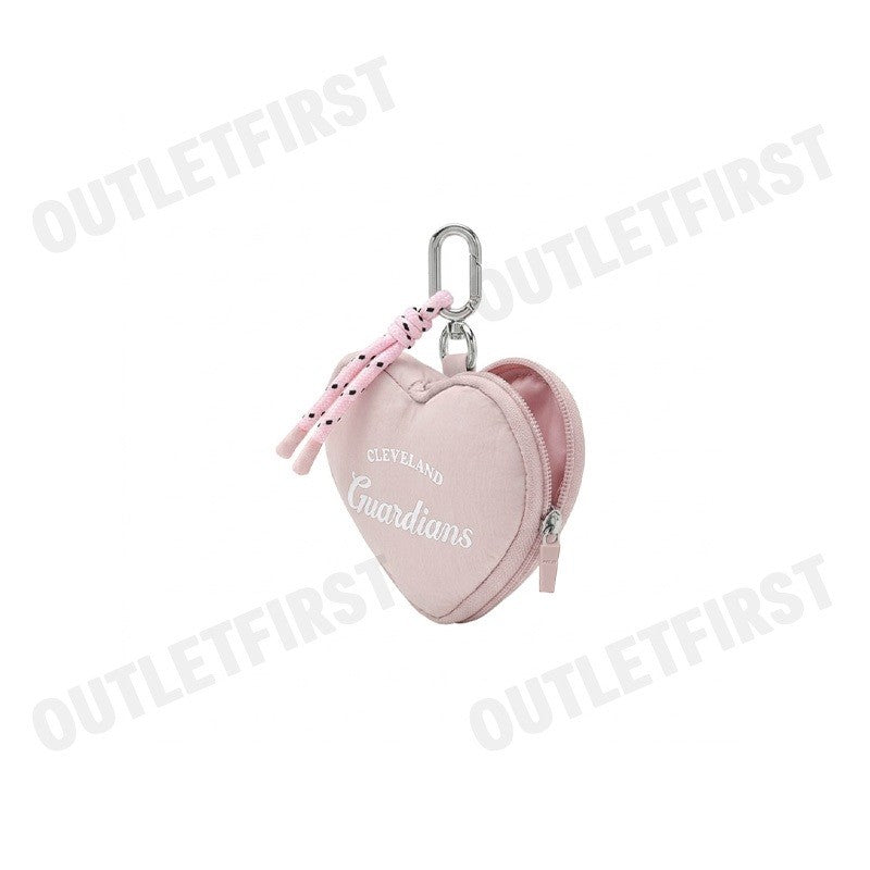 MLB รุ่น UNISEX HEART POUCH KEYRING CODE: 3APOH015N 45PKM พวงกุญแจ พวงกุญแจหัวใจ พวงกุญแจสีชมพู