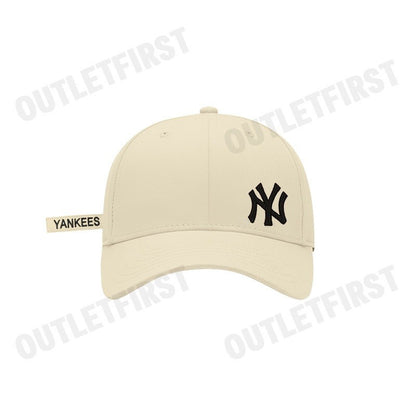 MLB รุ่น SCRIPT TAIL UNSTRUCTURED NEW YORK YANKEES BALL CAP CODE: 3ACPIJ01N 50BGS หมวกแก็ป หมวกเบสบอล หมวกสีครีม