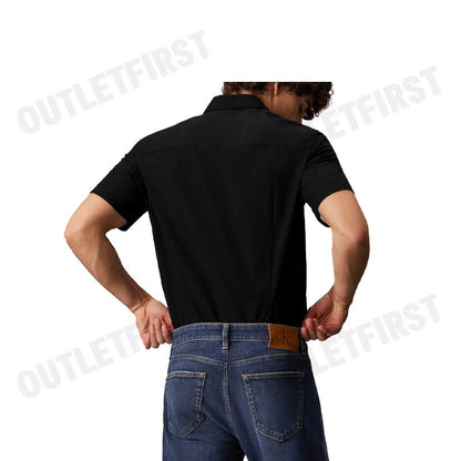 CALVIN KLEIN JEANS รุ่น BASIC MONOGRAM SLIM FIT SHIRT CODE: J326964 BEH เสื้อเชิ้ตแขนสั้น เสื้อผู้ชาย เสื้อสีดำ
