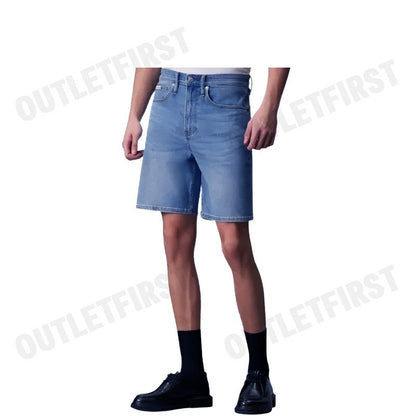 CALVIN KLEIN JEANS รุ่น MEN'S RELAXED FIT DENIM SHORTS CODE: J326646 1AA กางเกงยีนส์ขาสั้น กางเกงผู้ชาย สีน้ำเงิน