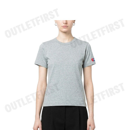 PLAY COMME DES GARÇONS รุ่น WOMEN T-SHIRT CODE: AZ-T327 (GREY) เสื้อยืดคอกลมผู้หญิง เสื้อหัวใจแดง เสื้อแขนสั้น