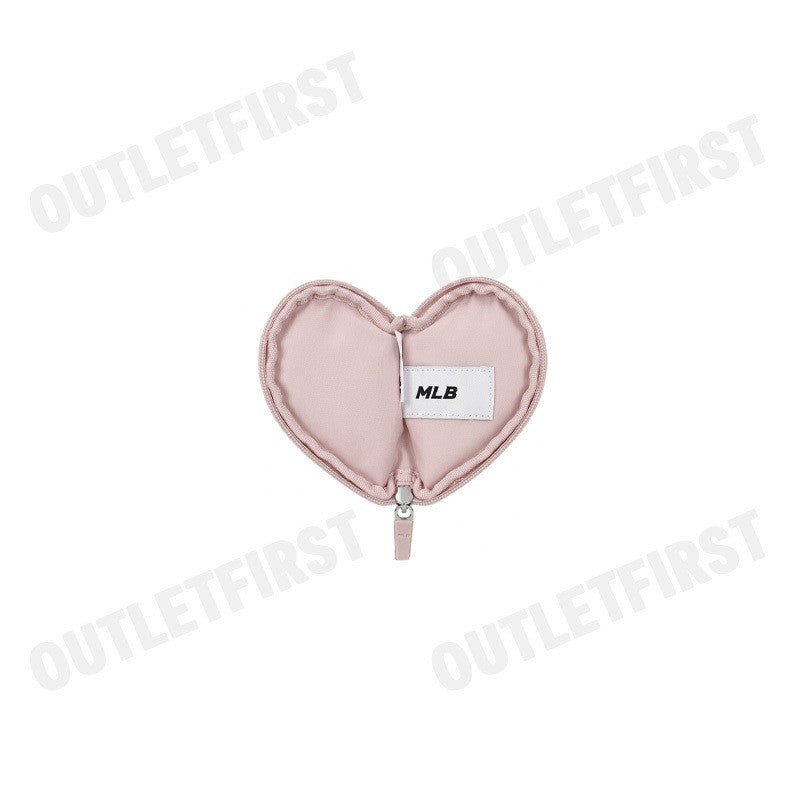 MLB รุ่น UNISEX HEART POUCH KEYRING CODE: 3APOH015N 45PKM พวงกุญแจ พวงกุญแจหัวใจ พวงกุญแจสีชมพู