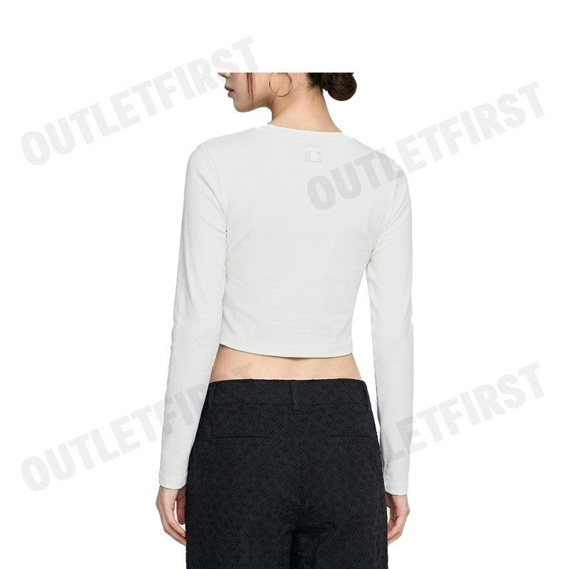 MLB รุ่น WOMEN'S BASIC SLIM FIT CROPPED LONG SLEEVE T-SHIRT CODE: 3FTSB0151 50IVS เสื้อครอปแขนยาวผู้หญิง เสื้อสีขาว