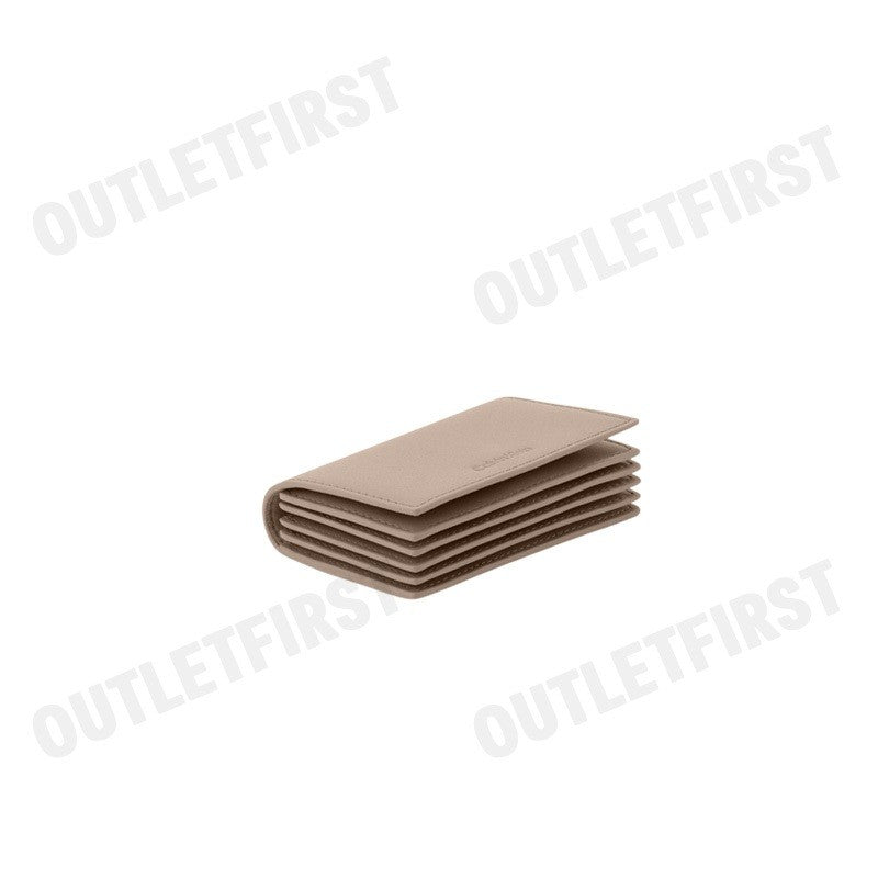 CALVIN KLEIN รุ่น WOMEN'S CK WALLET FLAP ACCORDION CARD CASE CODE: 4F1004G QYL กระเป๋าสตางค์ผู้หญิง ใบสั้น สีครีม