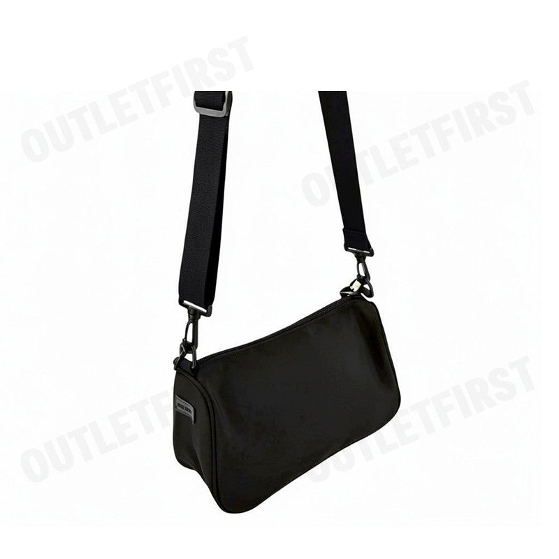 JOHN HENRY รุ่น ACCESSOIRES BAG CODE: JH S225MCBAC25 กระเป๋าสะพายข้าง กระเป๋าจอน กระเป๋ายูนิเซ็กส์