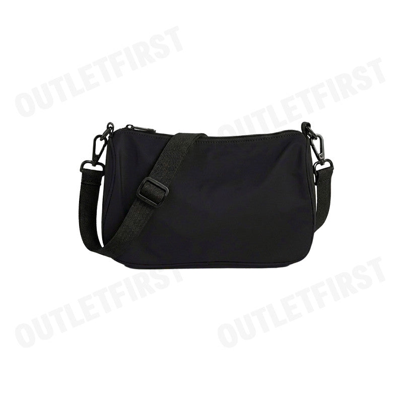 JOHN HENRY รุ่น ACCESSOIRES BAG CODE: JH S225MCBAC25 กระเป๋าสะพายข้าง กระเป๋าจอน กระเป๋ายูนิเซ็กส์