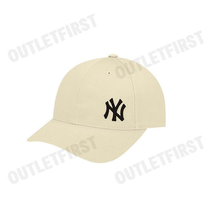 MLB รุ่น SCRIPT TAIL UNSTRUCTURED NEW YORK YANKEES BALL CAP CODE: 3ACPIJ01N 50BGS หมวกแก็ป หมวกเบสบอล หมวกสีครีม