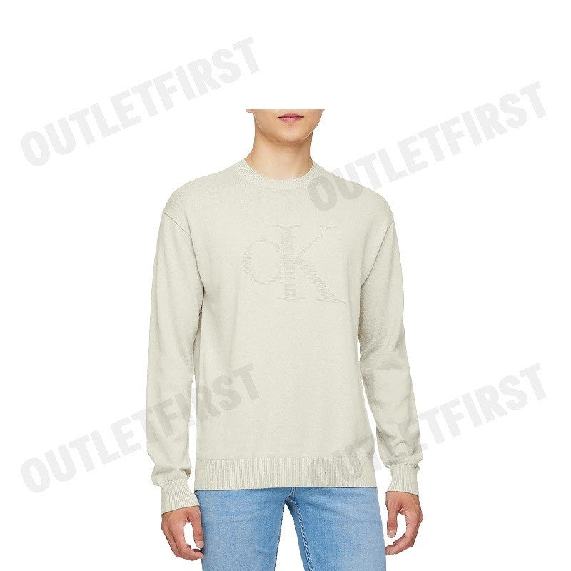 CALVIN KLEIN JEANS รุ่น MEN'S IVORY CK INTARSIA MIXED STITCH SWEATER CODE: J326453 PD7 เสื้อสเวตเตอร์ เสื้อผู้ชาย สีครีม