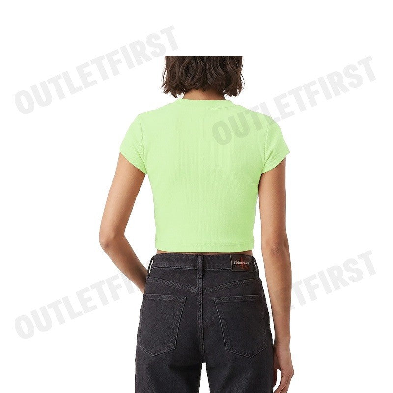 CALVIN KLEIN JEANS รุ่น MONOLOGO BABY TEE CODE: 47AB802 64O เสื้อครอป เสื้อผู้หญิง เสื้อแขนสั้น