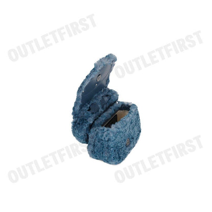 DIESEL รุ่น XS 1DR FAUX FUR TOP HANDLE BAG CODE: X08709 P6672 T6324 กระเป๋าสะพายข้าง กระเป๋าผู้หญิง กระเป๋าถือ
