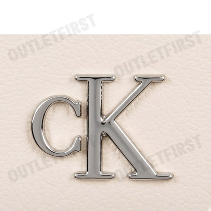 CALVIN KLEIN JEANS รุ่น WOMEN'S CKJ MINIMAL MONOGRAM CARD CASE CODE: 4K1067G MTR กระเป๋าใส่การ์ดผู้หญิง กระเป๋าCK สีเบจ