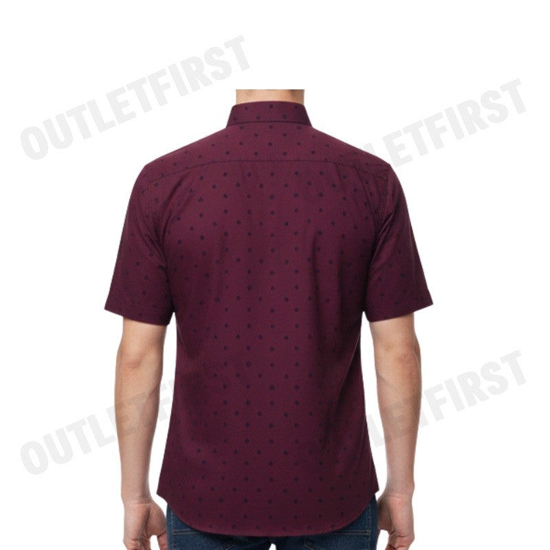 GUY LAROCHE รุ่น MAN'S SHORT SLEEVES SHIRT CODE: BAC9206W3RE เสื้อเชิ้ตแขนสั้น เสื้อผู้ชาย สีแดง