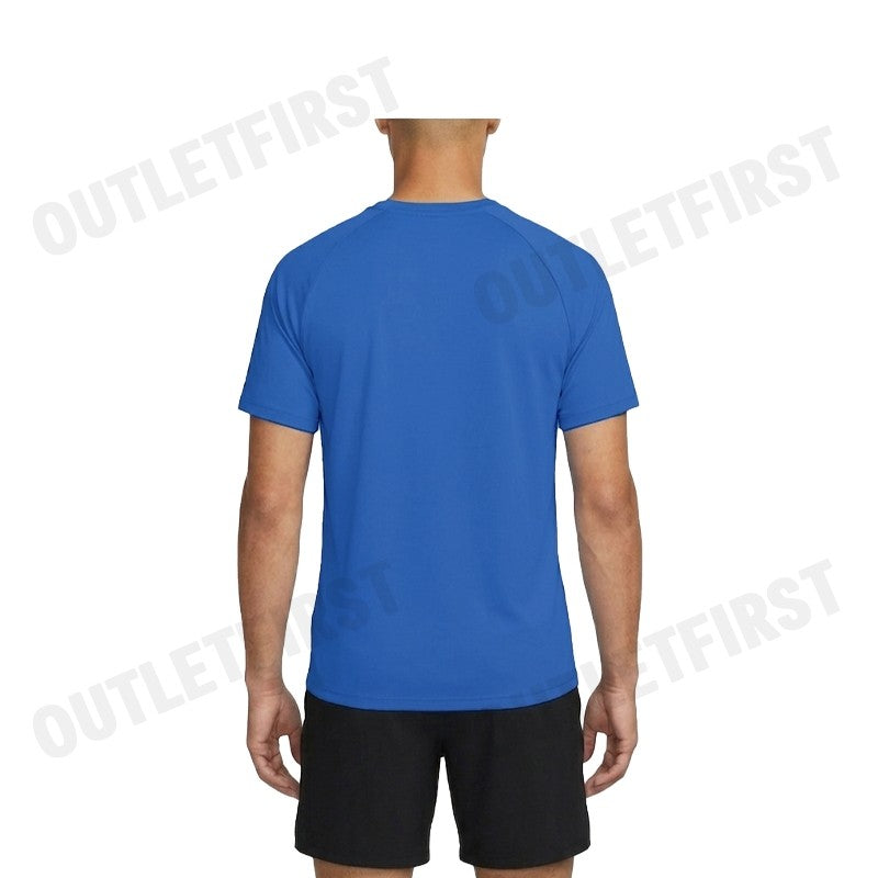 NIKE รุ่น MEN'S SHORT SLEEVE SWIMMING T-SHIRTS CODE: NESSA586 494 เสื้อว่ายน้ำผู้ชาย เสื้อว่ายน้ำคอกลม เสื้อดูดซับเหงื่อ