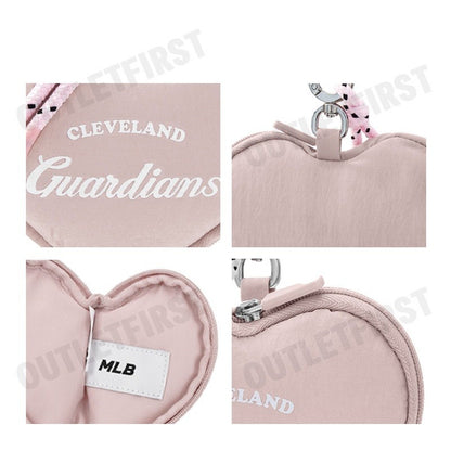 MLB รุ่น UNISEX HEART POUCH KEYRING CODE: 3APOH015N 45PKM พวงกุญแจ พวงกุญแจหัวใจ พวงกุญแจสีชมพู