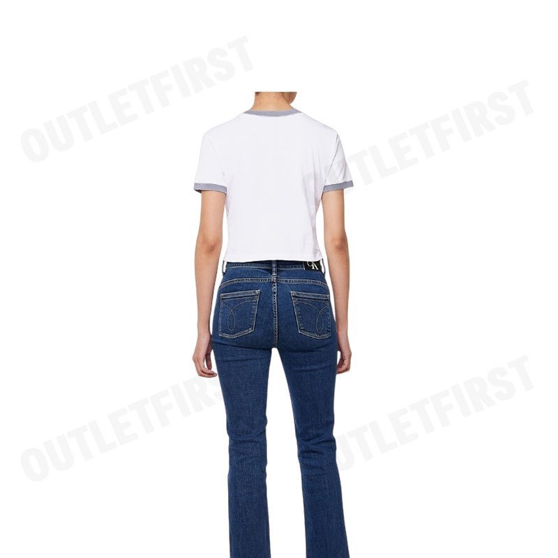 CALVIN KLEIN รุ่น LOGO GRAPHIC CROPPED CLASSIC T-SHIRT CODE 47B808G VVC เสื้อครอป เสื้อแขนสั้น เสื้อผู้หญิง