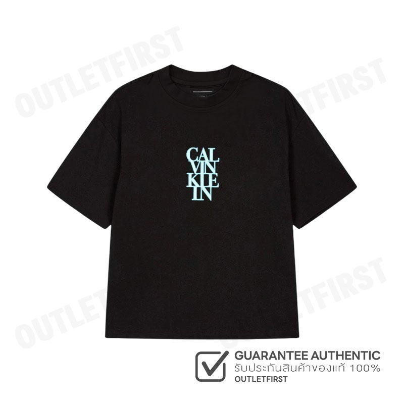 CALVIN KLEIN JEANS รุ่น OVERSIZED BOLD LOGO T-SHIRT CODE: 47C818G UB1 เสื้อยืดคอกลม เสื้อยืดผู้หญิง เสื้อยืดสีดำ
