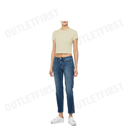 CALVIN KLEIN JEANS รุ่น WOMEN'S META CK BABY T-SHIRT CODE: J223338 LFU เสื้อครอป เสื้อยืดแขนสั้น เสื้อยืดผู้หญิง