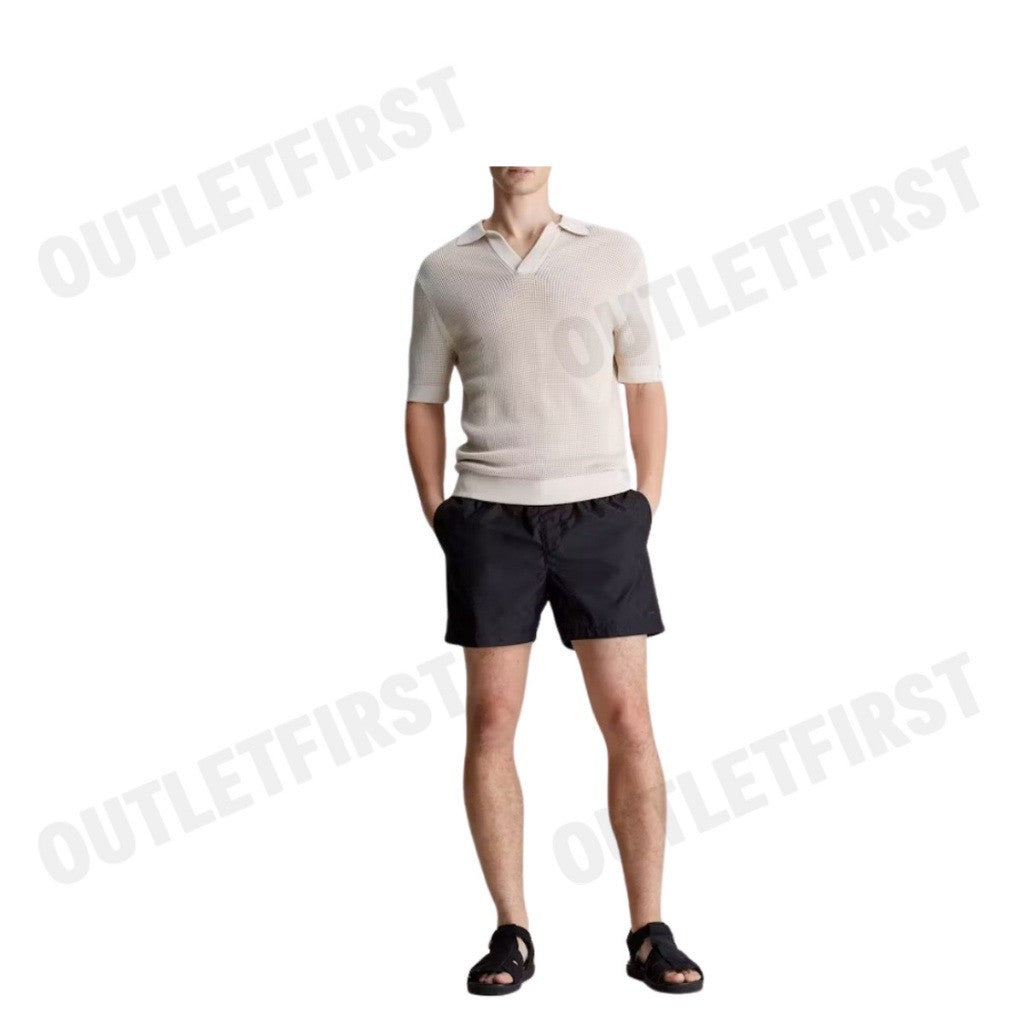CALVIN KLEIN SWIMWEAR รุ่น OPEN KNIT BEACH POLO SHIRT CODE: KM00963 ACE เสื้อโปโลถัก เสื้อโปโลผู้ชาย เสื้อโปโลแขนสั้น