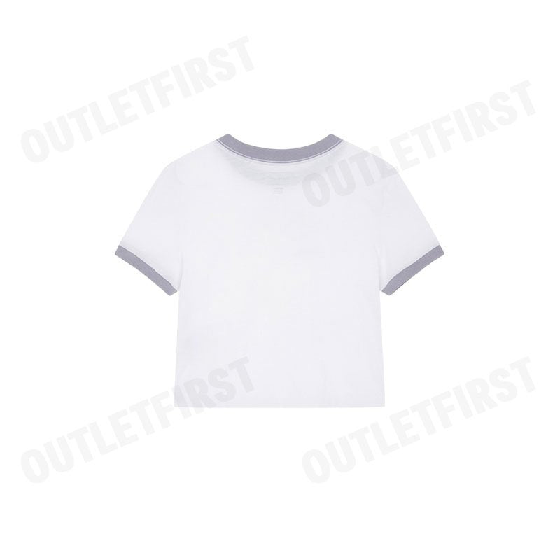 CALVIN KLEIN รุ่น LOGO GRAPHIC CROPPED CLASSIC T-SHIRT CODE 47B808G VVC เสื้อครอป เสื้อแขนสั้น เสื้อผู้หญิง