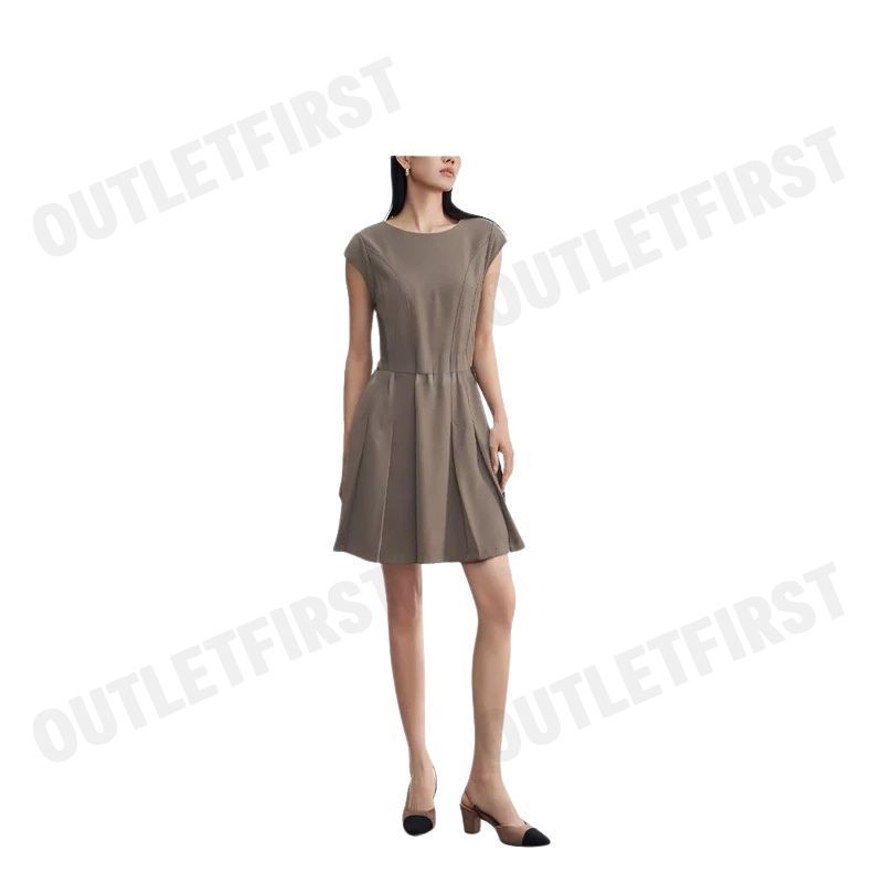 G2000 รุ่น WOMEN'S FIT & FLARE SHAPE DRESS CODE: 46231006 17 ชุดเดรสผู้หญิง ชุดกระโปรง สีเบจ กากีเข้ม