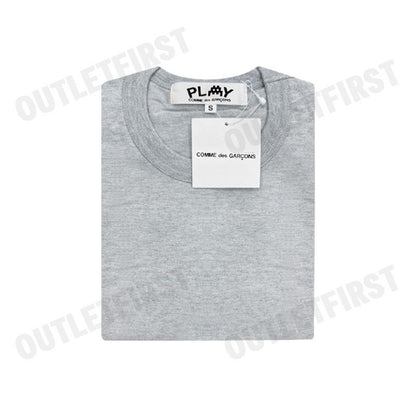 PLAY COMME DES GARÇONS รุ่น MEN T-SHIRT CODE: AZ-T328 (GREY) เสื้อยืดคอกลมผู้ชาย เสื้อหัวใจแดงเอเลี่ยน เสื้อแขนสั้น