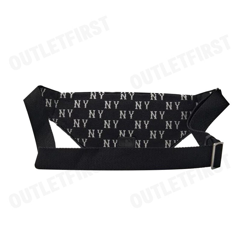 MLB รุ่น JACQUARD MONOGRAM NEW YORK YANKEES BELT BAG CODE: 3AHSM014N 50BKS กระเป๋าคาดเอว กระเป๋าคาดอก กระเป๋าสีดำ