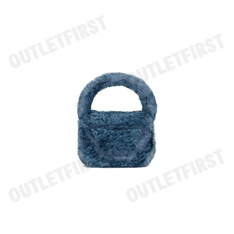 DIESEL รุ่น XS 1DR FAUX FUR TOP HANDLE BAG CODE: X08709 P6672 T6324 กระเป๋าสะพายข้าง กระเป๋าผู้หญิง กระเป๋าถือ