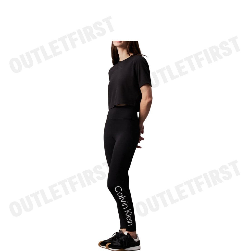 CALVIN KLEIN SPORT รุ่น CROPPED GYM T-SHIRT CODE: 4WS4K204 001 เสื้อครอป เสื้อยืดแขนสั้น เสื้อยืดผู้หญิง