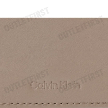 CALVIN KLEIN รุ่น WOMEN'S CK WALLET FLAP ACCORDION CARD CASE CODE: 4F1004G QYL กระเป๋าสตางค์ผู้หญิง ใบสั้น สีครีม
