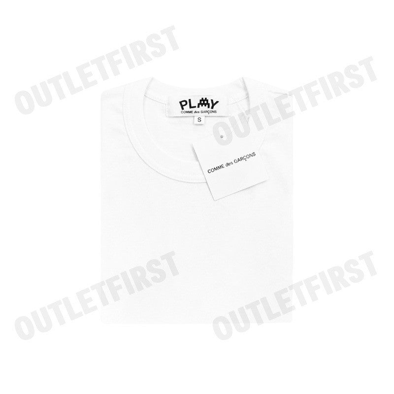 PLAY COMME DES GARÇONS รุ่น WOMEN T-SHIRT CODE: AZ-T327 (WHITE) เสื้อยืดคอกลมผู้หญิง เสื้อหัวใจแดงเอเลี่ยน เสื้อแขนสั้น