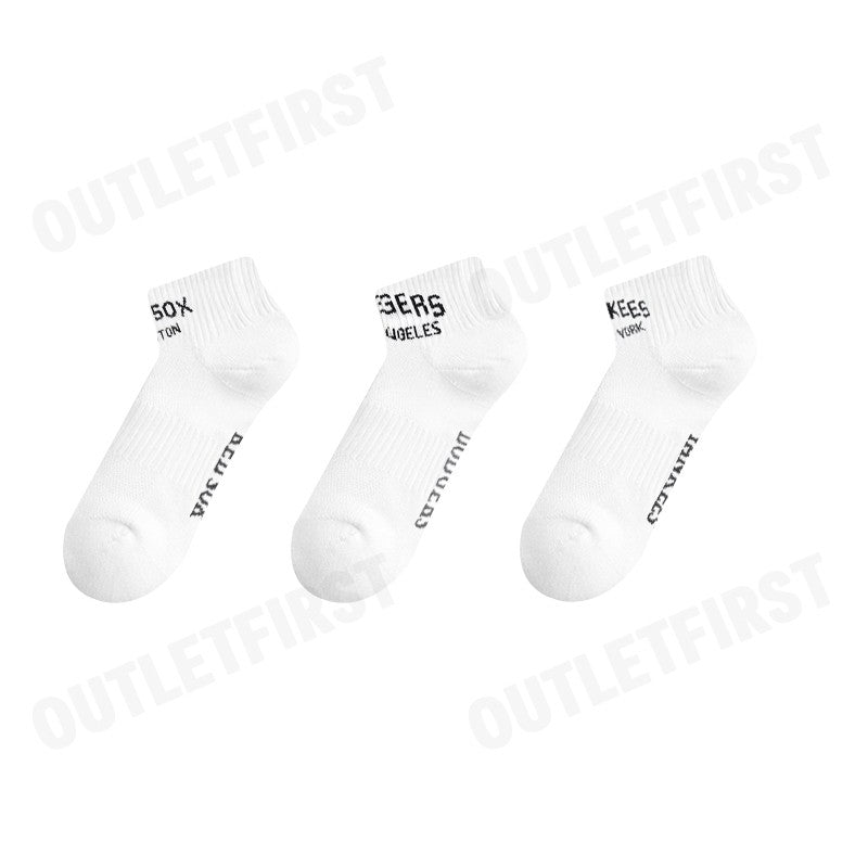 MLB รุ่น UNISEX SPORTIVE VARSITY LOW SOCKS 3 PAIRS SET CODE: 3ASOSV15N 00WHS ถุงเท้า ถุงเท้าสีขาว ถุงเท้าข้อสั้น