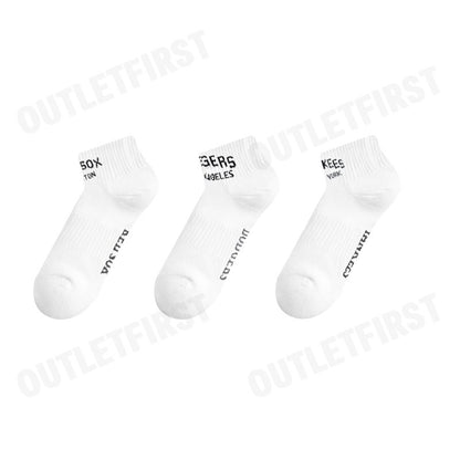 MLB รุ่น UNISEX SPORTIVE VARSITY LOW SOCKS 3 PAIRS SET CODE: 3ASOSV15N 00WHS ถุงเท้า ถุงเท้าสีขาว ถุงเท้าข้อสั้น