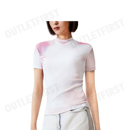 CALVIN KLEIN JEANS รุ่น WOMEN'S T-SHIRTS CODE: J223169 0LA เสื้อยืดคอกลม เสื้อยืดมัดย้อม เสื้อยืดแขนสั้นผู้หญิง