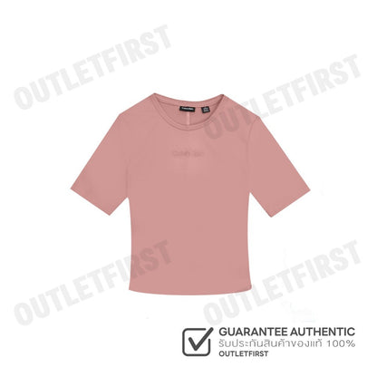 CALVIN KLEIN SPORT รุ่น ESSENTIALS SPORT SEMI-FITTED TEE CODE: 4WS4K238 630 เสื้อครอป เสื้อยืดผู้หญิง เสื้อแขนสั้น
