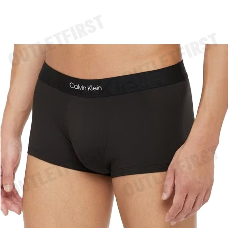 CALVIN KLEIN รุ่น ESTABLISHED ICON LOW RISE TRUNK CODE: NB3321O UB1 กางเกงชั้นในผู้ชาย กางเกงบ๊อกเซอร์ กางเกงในสีดำ