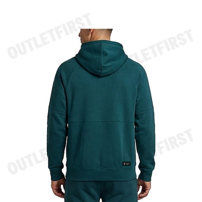 NIKE รุ่น MEN'S NIKE LIVERPOOL TRAVEL HOODIE CODE: DJ9667 375 เสื้อสเวตเตอร์ผู้ชาย เสื้อแขนยาว เสื้อฮู้ด