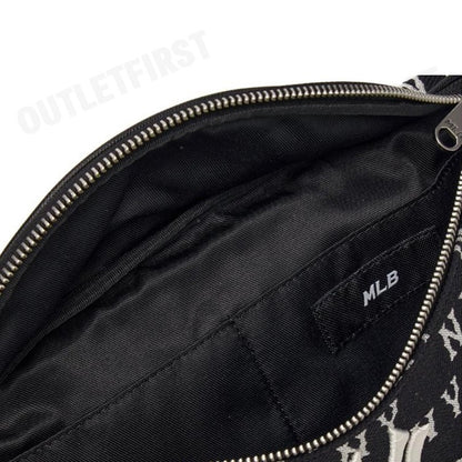 MLB รุ่น JACQUARD MONOGRAM NEW YORK YANKEES BELT BAG CODE: 3AHSM014N 50BKS กระเป๋าคาดเอว กระเป๋าคาดอก กระเป๋าสีดำ