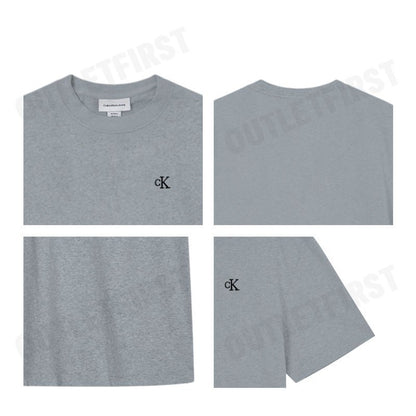 CALVIN KLEIN JEANS รุ่น MONOGRAM LOGO RELAXED CREWNECK T-SHIRT CODE: 40HM229 P7E เสื้อยืดแขนสั้น เสื้อคอกลม เสื้อผู้ชาย