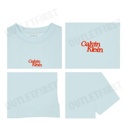 CALVIN KLEIN JEANS รุ่น FLOCKED LOGO GRAPHIC SLIM T-SHIRT CODE: 47B851G VWD เสื้อยืด เสื้อคอกลม เสื้อผู้หญิง