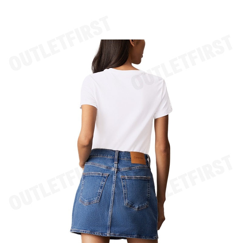 CALVIN KLEIN JEANS รุ่น INSTITUTIONAL LOGO SLIM TEE CODE: J224949 YAF เสื้อยืดคอกลม เสื้อยืดผู้หญิง เสื้อยืดสีขาว