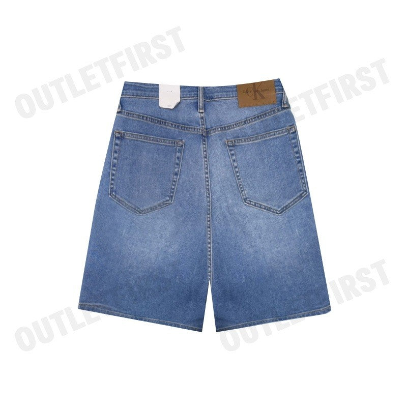 CALVIN KLEIN JEANS รุ่น MEN'S RELAXED FIT DENIM SHORTS CODE: J326646 1AA กางเกงยีนส์ขาสั้น กางเกงผู้ชาย สีน้ำเงิน