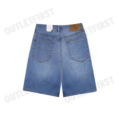 CALVIN KLEIN JEANS รุ่น MEN'S RELAXED FIT DENIM SHORTS CODE: J326646 1AA กางเกงยีนส์ขาสั้น กางเกงผู้ชาย สีน้ำเงิน